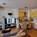 Vermietung einer gemütlichen 2-Zimmer-Wohnung, 48 m², Voždovac, Belgrad, Serbien